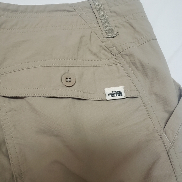 The North Face Khaki Hiking Shorts Size 10 Long - Picture 11 of 11